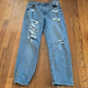 American Eagle Mom Jeans
